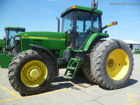 2002 John Deere 7710