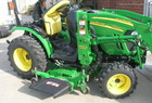 2009 John Deere 2320
