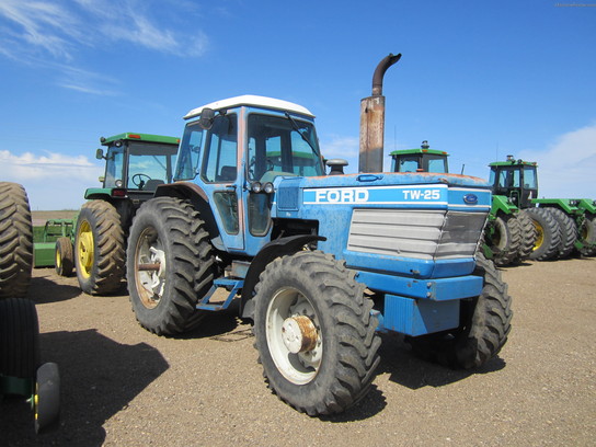  Ford TW-25