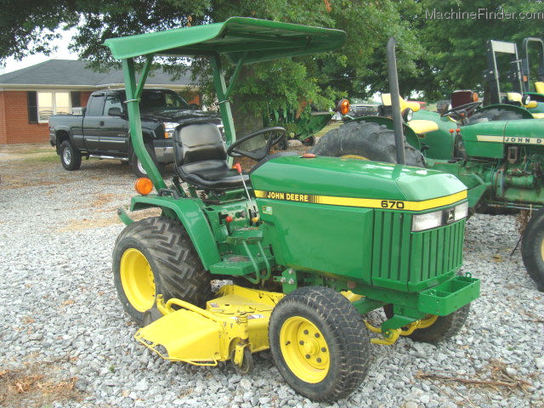 1989 John Deere 670