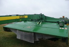 2001 John Deere 945