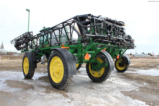 2010 John Deere 4930