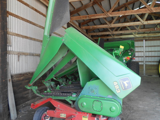 2000 John Deere 893