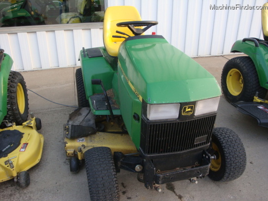 2000 John Deere 425