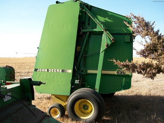 1992 John Deere 535