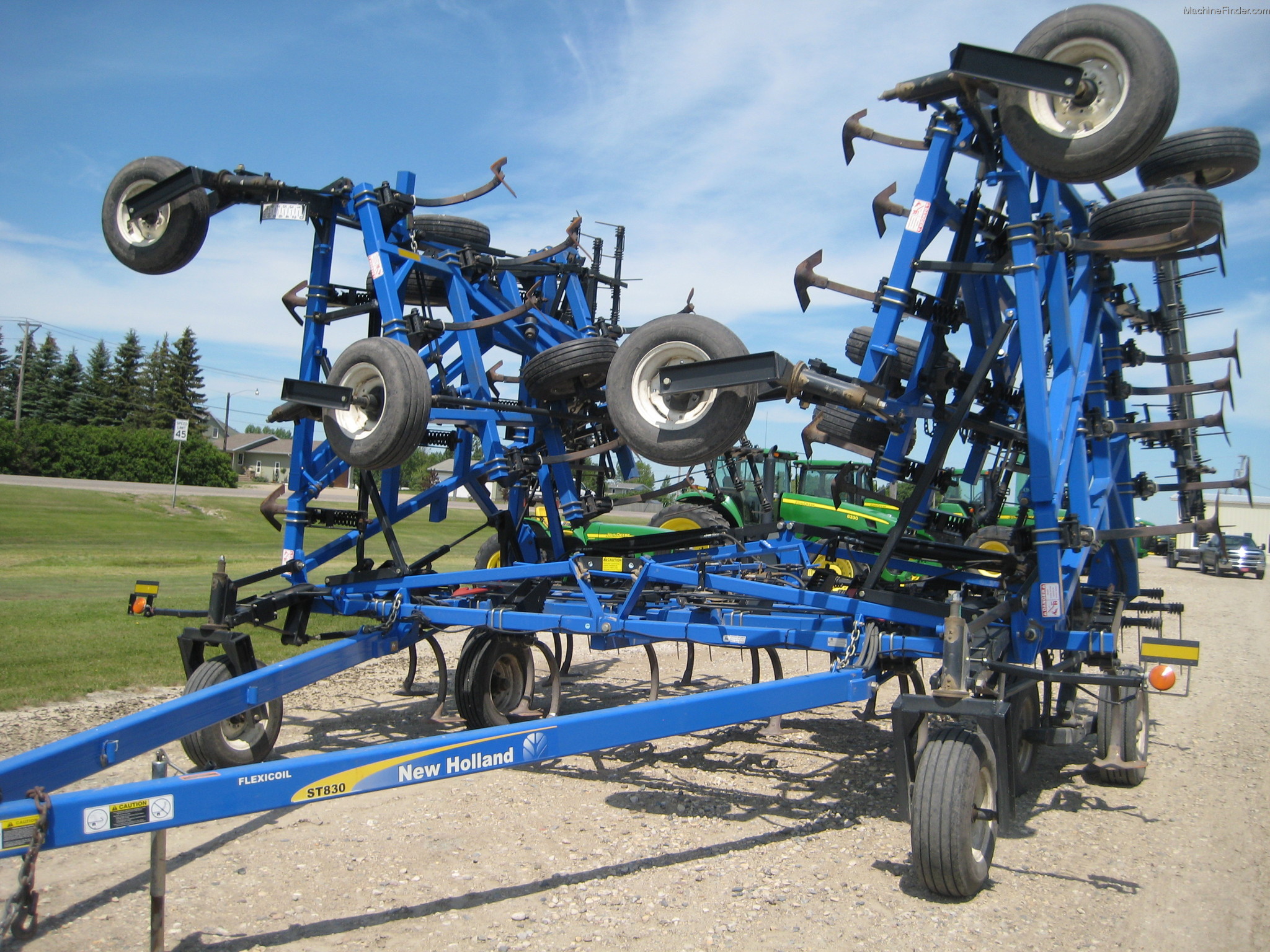 2009 New Holland ST830 Tillage John Deere MachineFinder