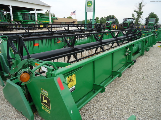 1997 John Deere 930
