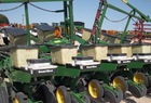  John Deere 7000