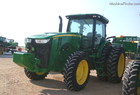 2011 John Deere 8260R