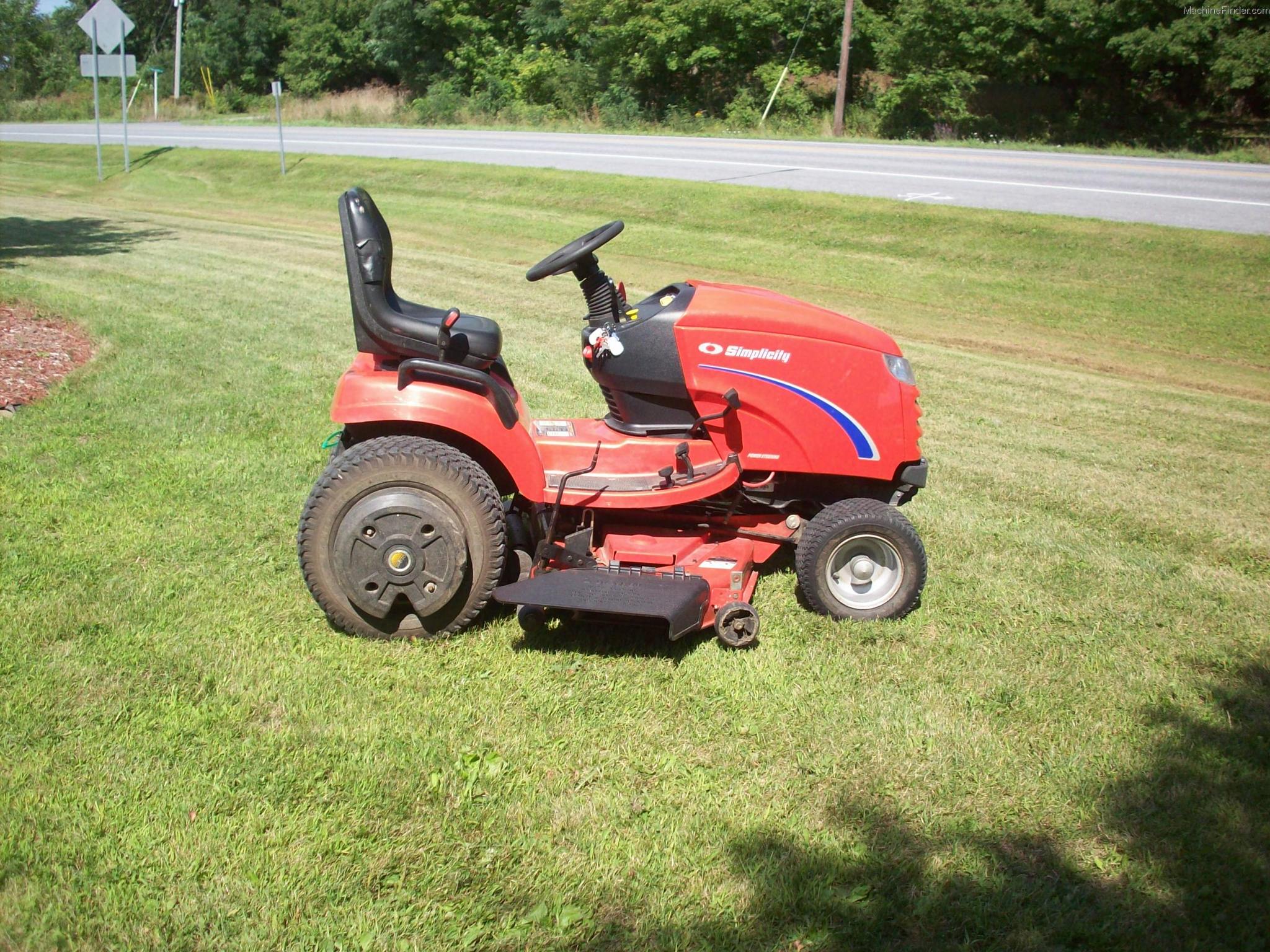 2006 Simplicity PRESTIGE 2354 Lawn & Garden and Commercial Mowing
