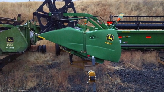 2011 John Deere 630F