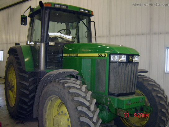 1999 John Deere 7710