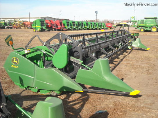 2011 John Deere 635F