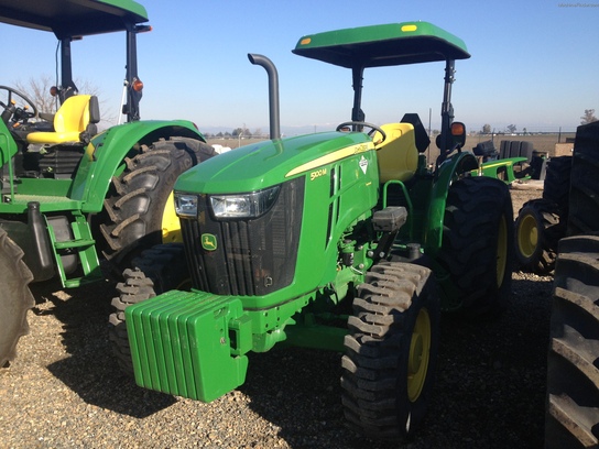 2012 John Deere 5100M