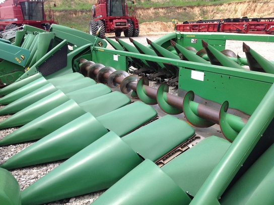 2007 John Deere 893
