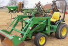 2000 John Deere 4100