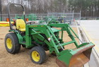2000 John Deere 4100