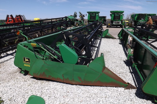 1993 John Deere 925F