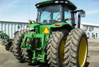 2012 John Deere 7215R
