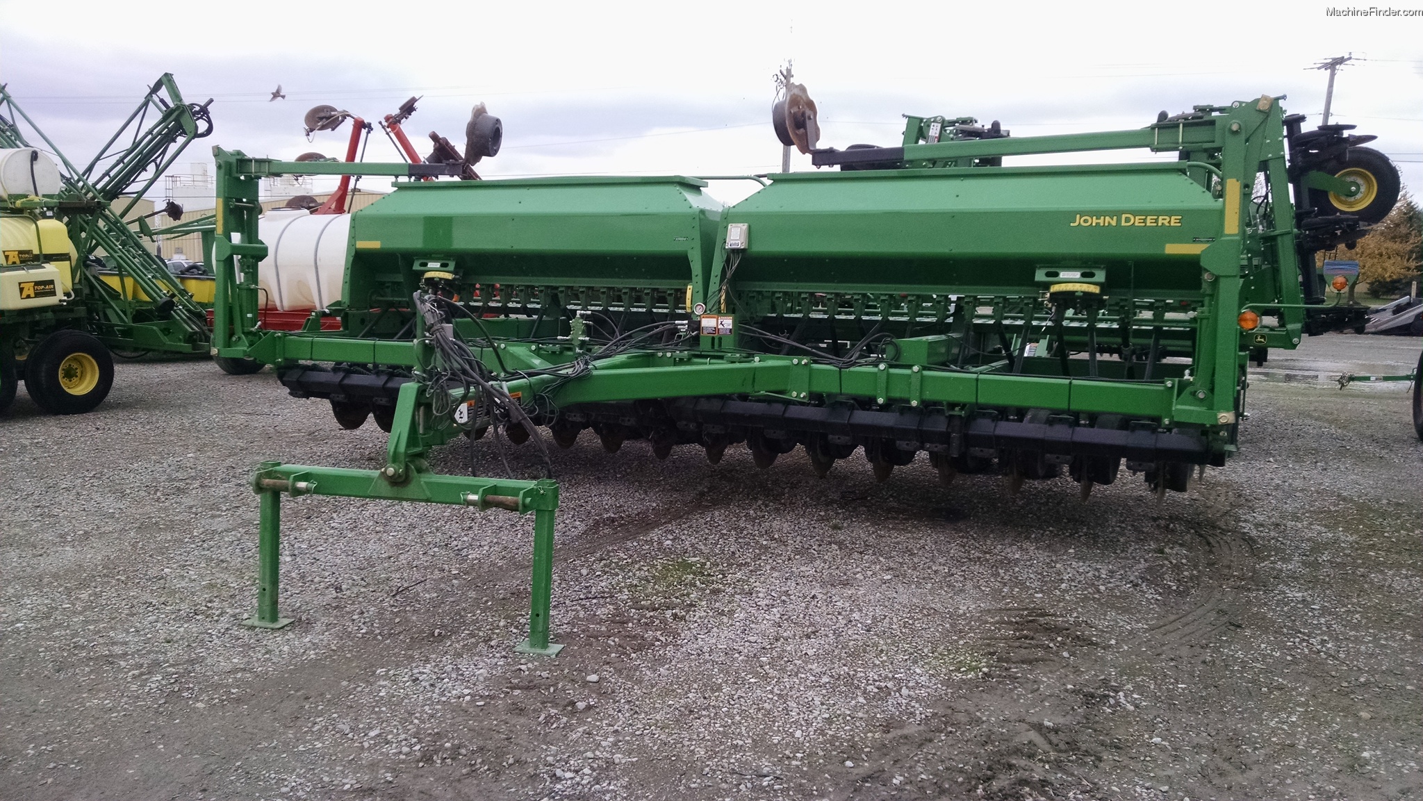 2009 John Deere 1590 Planting & Seeding Box Drills John Deere