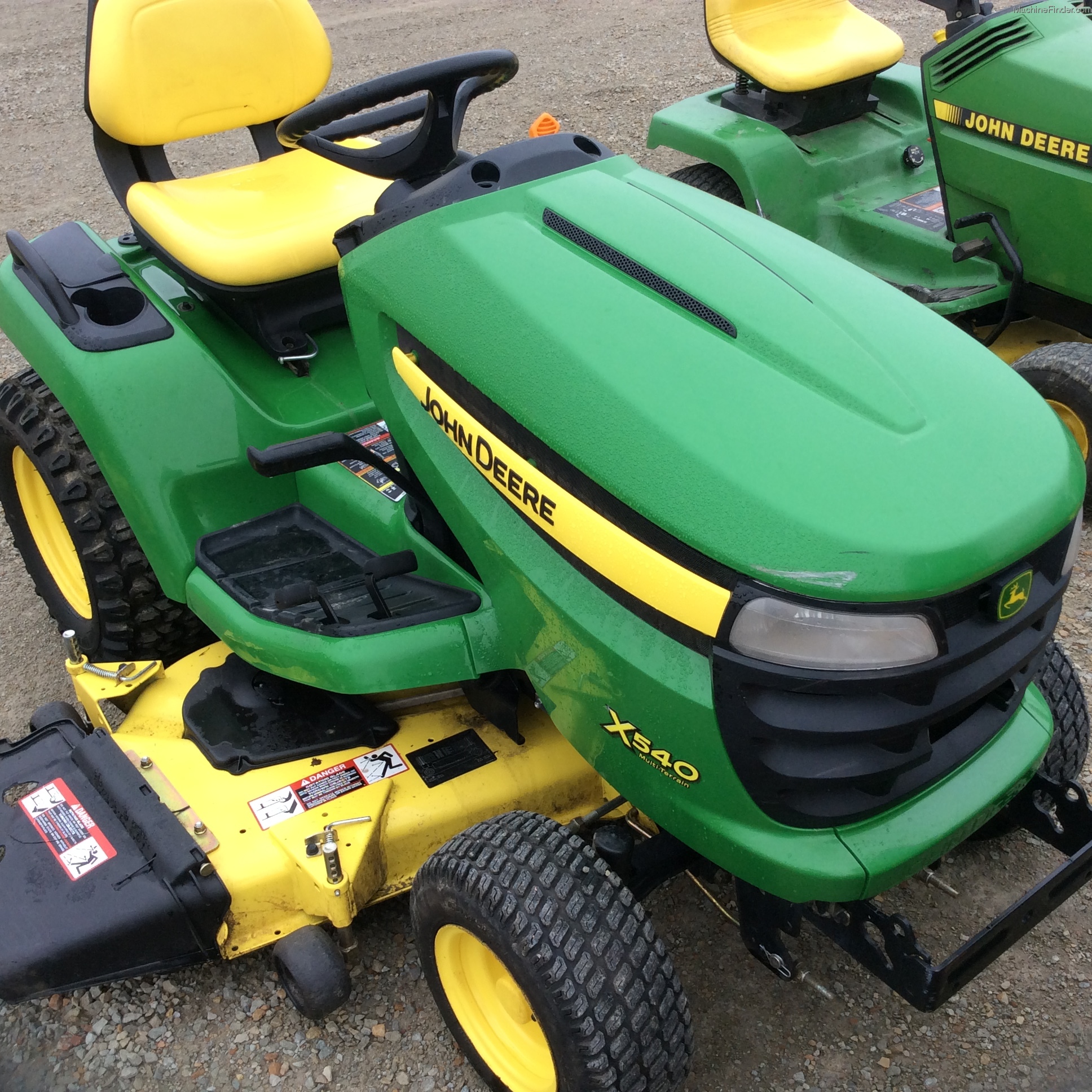 2010 John Deere X540 Lawn & Garden and Commercial Mowing John Deere