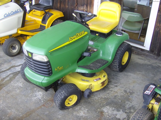  John Deere LT180