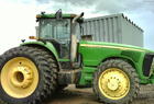 2002 John Deere 8520