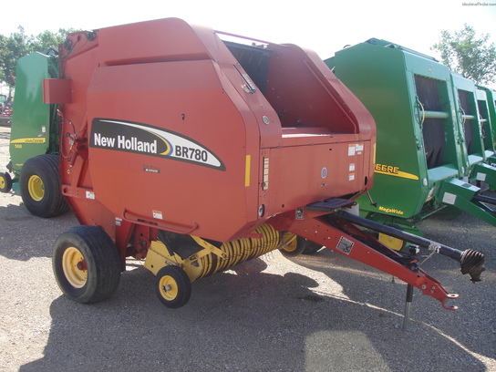 2003 New Holland BR780