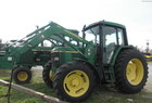 2001 John Deere 6410