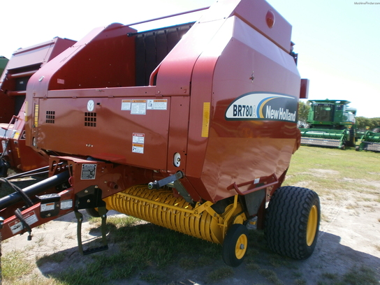 2006 New Holland BR780A