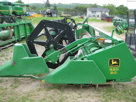 1998 John Deere 920