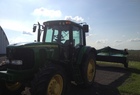 2004 John Deere 7220