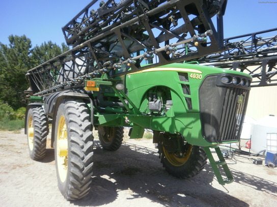 2007 John Deere 4930