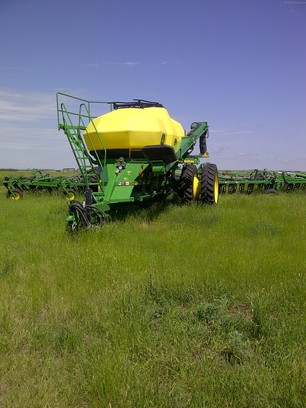 2012 John Deere 1870