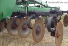 2005 John Deere 2700