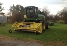 2004 John Deere 7400