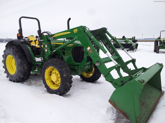 2009 John Deere 5095M