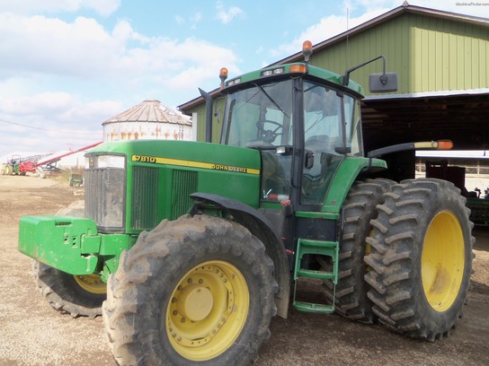2003 John Deere 7810