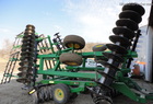 2001 John Deere 637