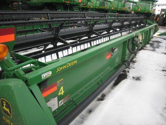 2012 John Deere 635F