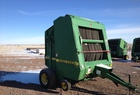 1999 John Deere 566