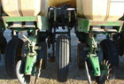  John Deere 7000