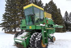 1975 John Deere 4400