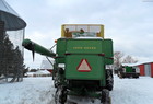 1975 John Deere 4400