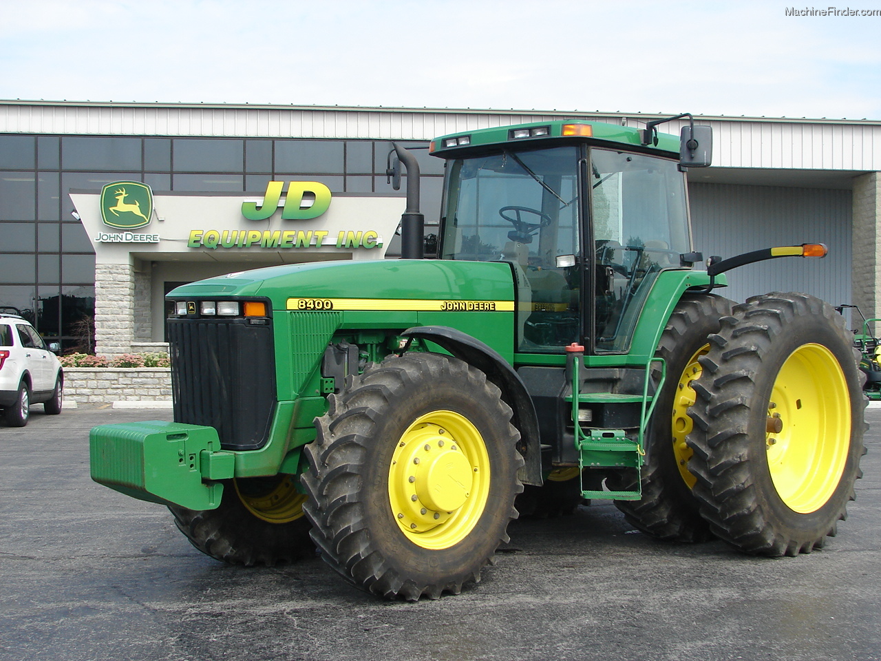 1998 John Deere 8400 Tractors Row Crop (+100hp) John Deere MachineFinder