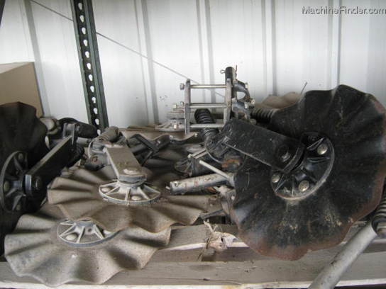  John Deere COULTERS FOR 1570/1535