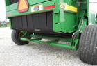 2001 John Deere 557
