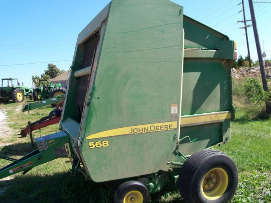 2008 John Deere 568