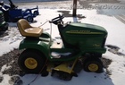 1998 John Deere LT166