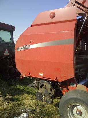 2004 Case IH RBX562